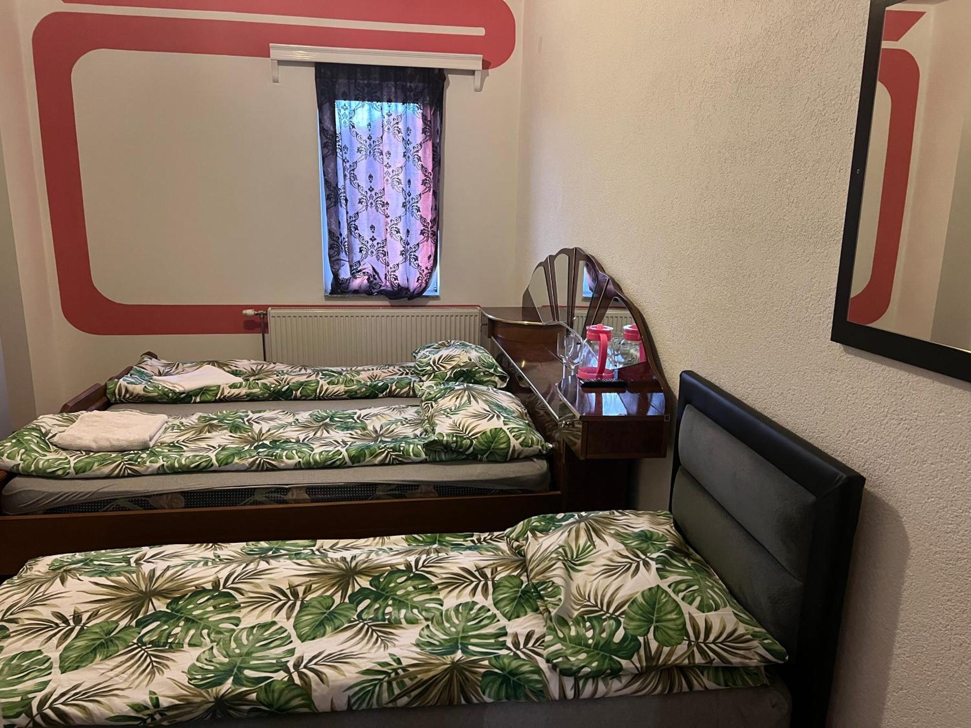 Guesthouse Vanilla Сьєниця Екстер'єр фото