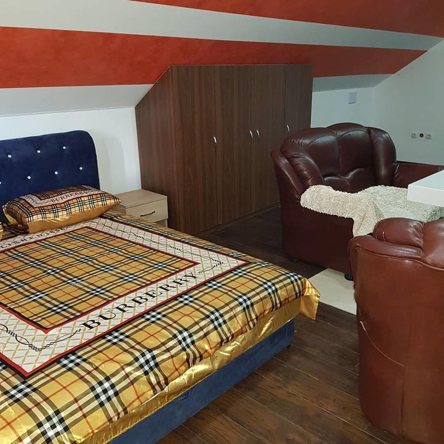 Guesthouse Vanilla Сьєниця Екстер'єр фото